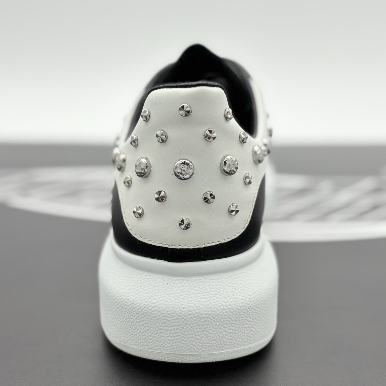 Size 43.5 (10.5 US) Alexander McQueen Studded Oversized ' White Black ' | CLEAN!