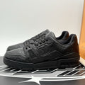 Size 6 LV (US 7-7.5) Louis Vuitton Trainer ' Black ' | GOOD CONDITION!