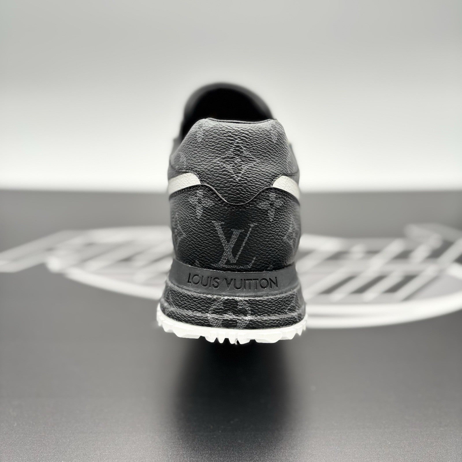 Size 8.5 LV (9.5-10 US) Louis Vuitton Run Away  ' Grey Tri-Color ' | EXCELLENT!
