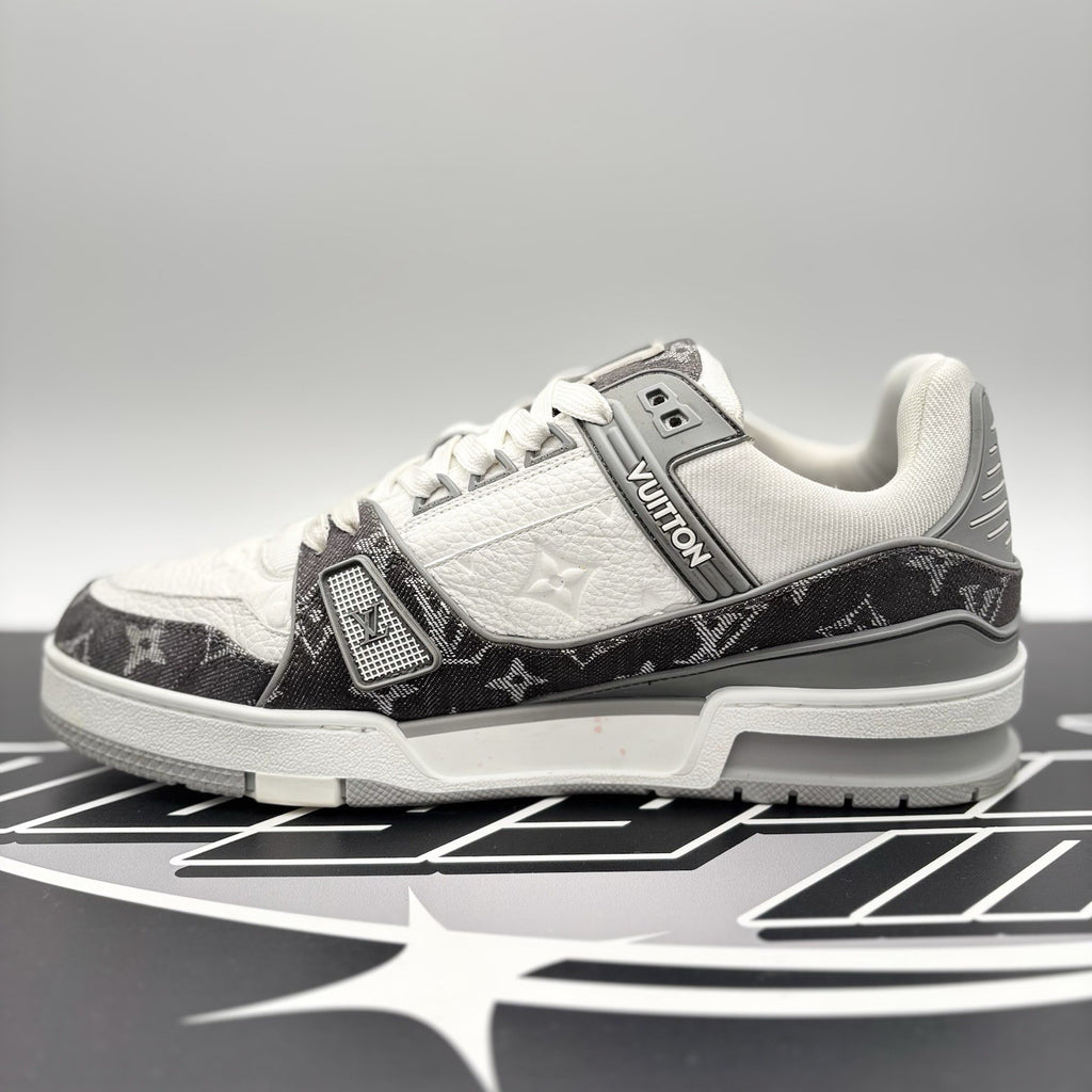 Size 7 LV (8 - 8.5 US) Louis Vuitton Trainer ' Grey Denim ' |  GREAT CONDITION!
