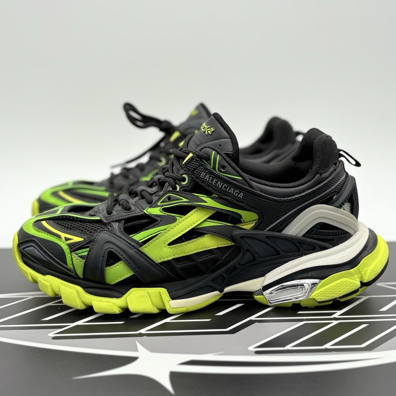Size 40 (7 US) - Balenciaga Track 2 Trainer ' Black Yellow Green ' | GREAT COND!