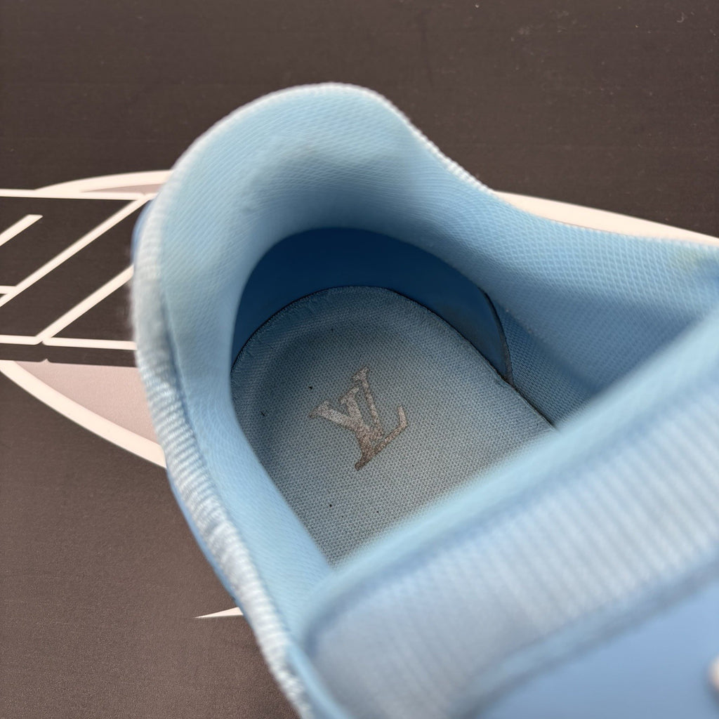 Size 9.5 LV (10.5-11 US) - Louis Vuitton Trainer ' Sky Blue ' | GREAT!