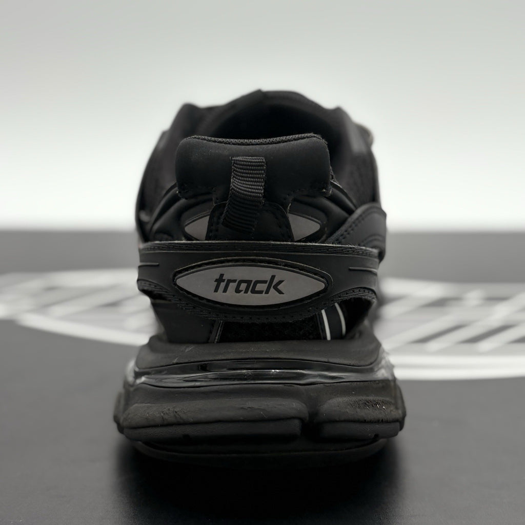 Size 41 (8 US) - Balenciaga Track Sneaker ' Black ' | GOOD CONDITION!