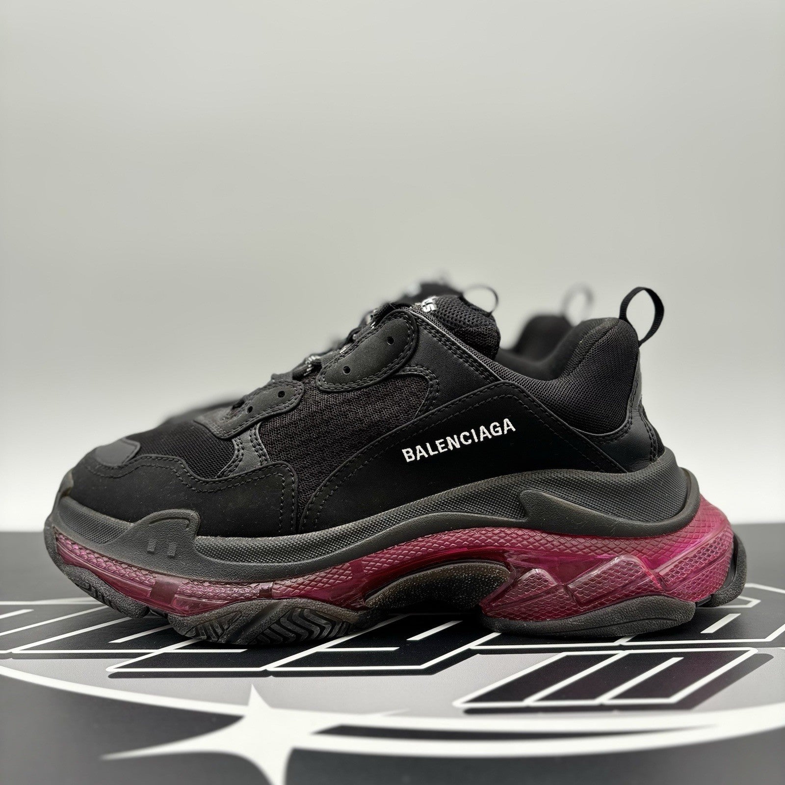 Size 44 - Balenciaga Triple S Clear Sole ' Black Neon Pink ' | GOOD CONDITION!