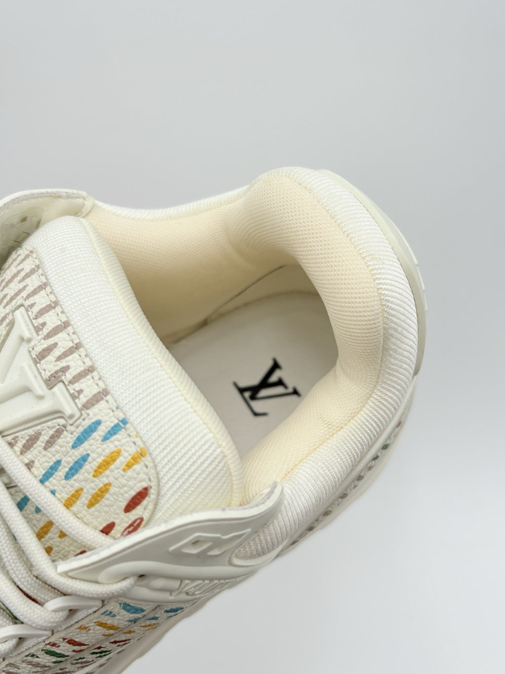 Size 8 LV (9-9.5 US) Louis Vuitton Maxi Trainer ' Beige Multicolor ' | WORN ONCE