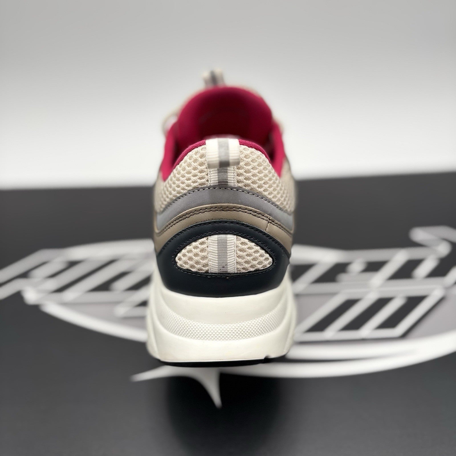 Size 43 (10 US) - Dior B22 ' Beige, Pink ' | GREAT CONDITION!