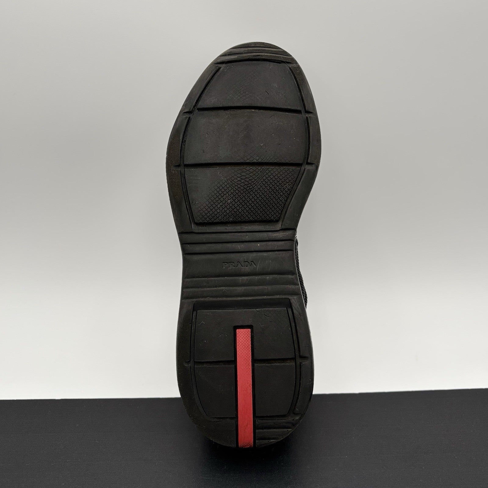 Size 8 UK (9 US) Prada Americas Cup ' Black '