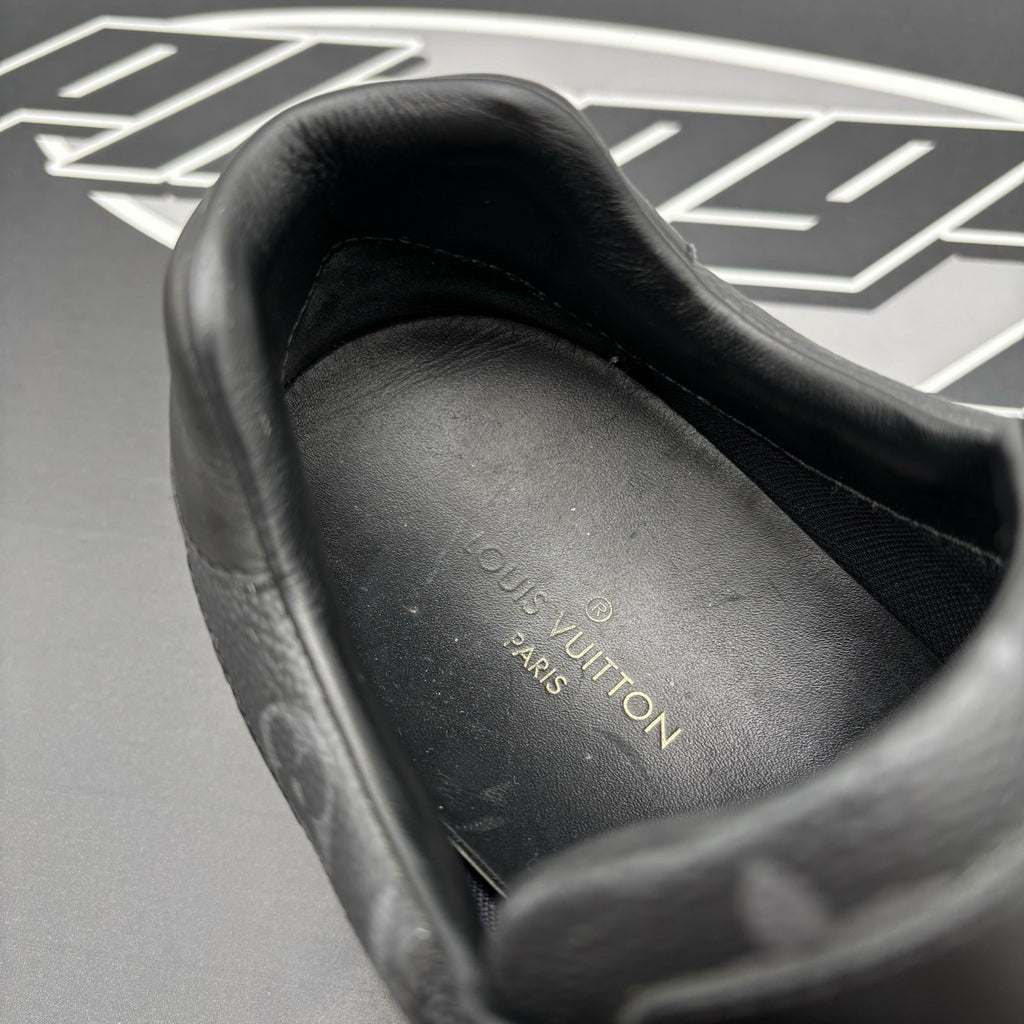 Size 7.5 LV (8.5-9 US) Louis Vuitton Run Away Sneaker ' Black White ' | GOOD!