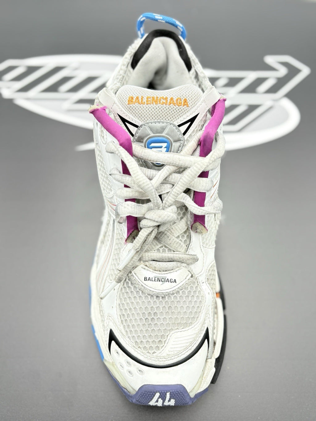 Size 44 (11 US) - Balenciaga Runner ' Gradient White ' | SUPER CLEAN!