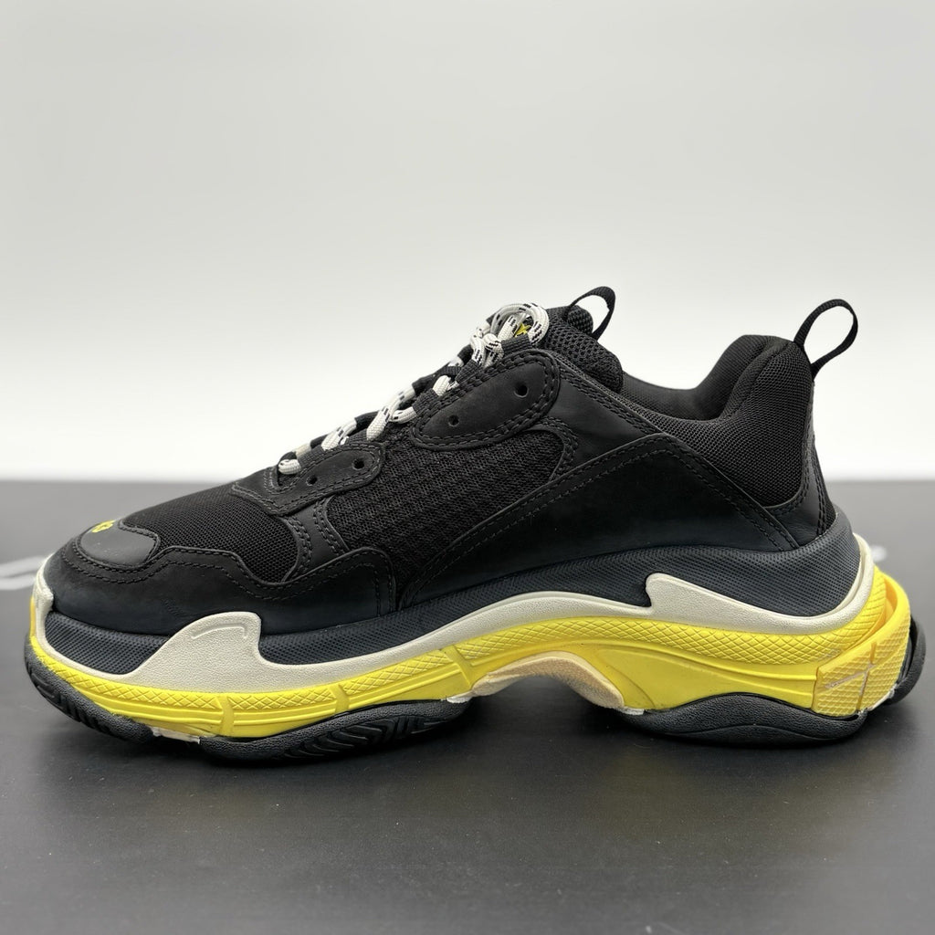 Size 43 (10 US) Balenciaga Triple S ' Black Yellow ' | SUPER CLEAN!
