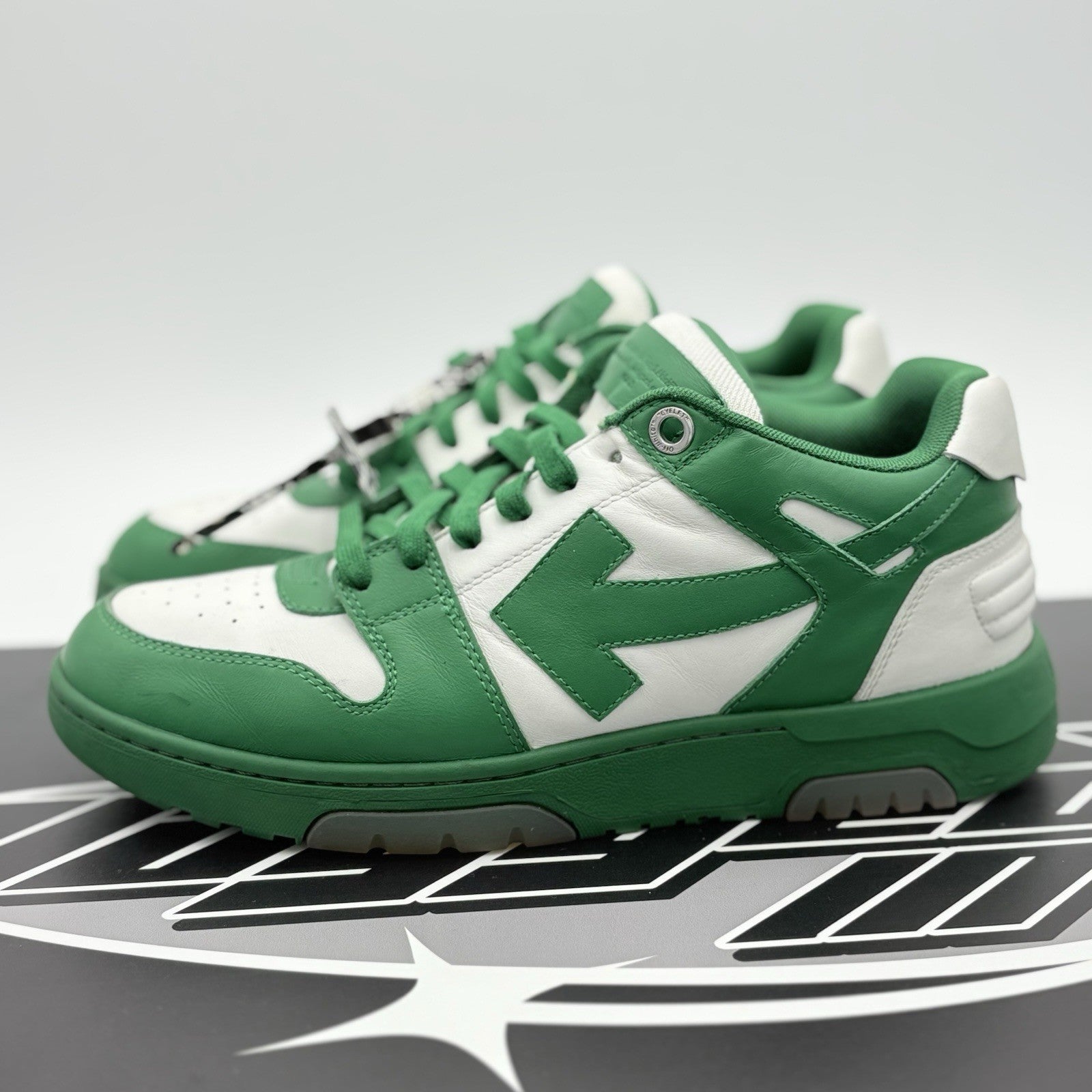 Size 42 (9 US) Off-White Out of Office ' Green White ' | GREAT CONDITION!
