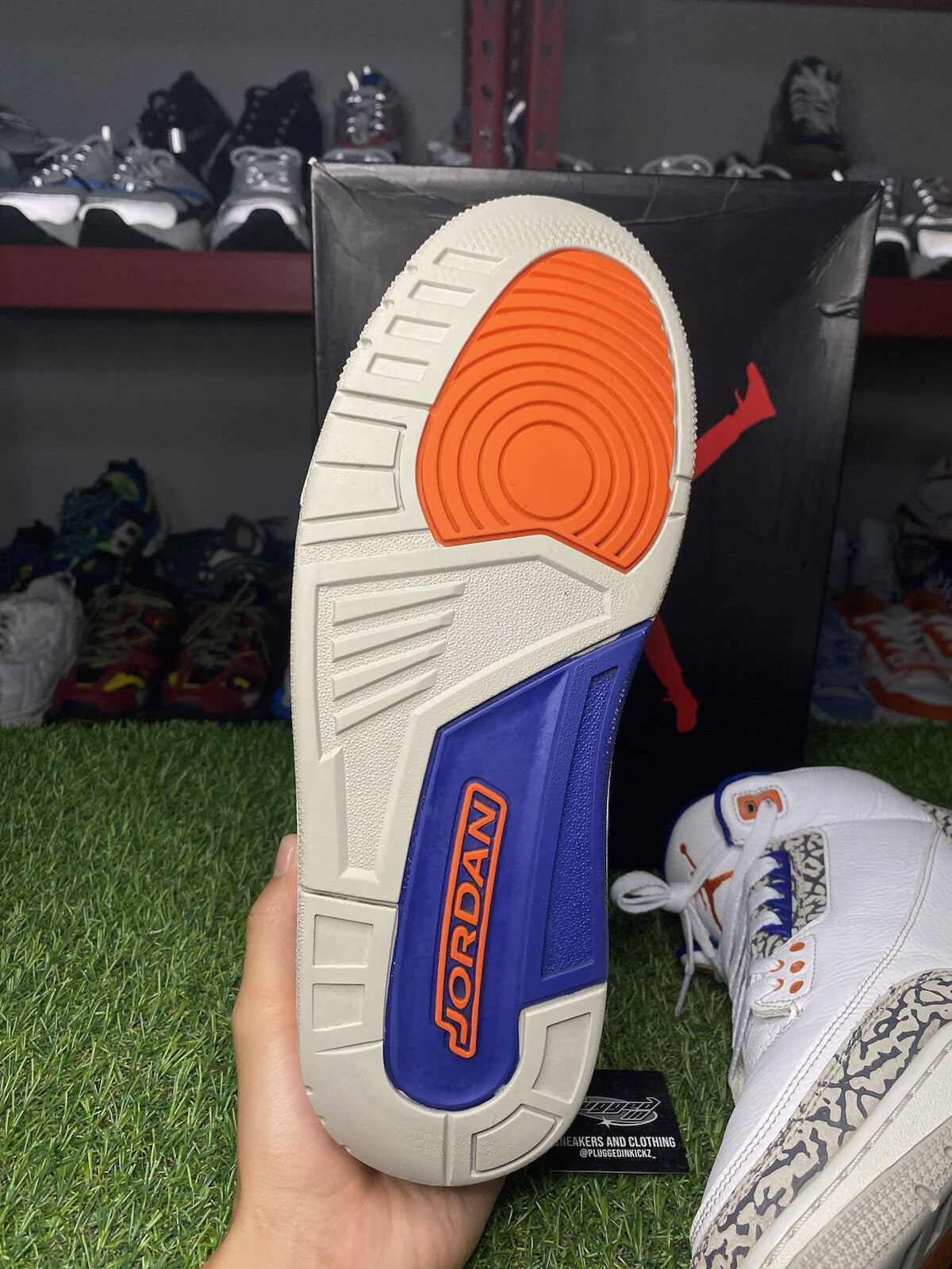 Size 10.5 - Air Jordan 3 Retro Knicks ‘ White, Orange ‘ | GOOD CONDITION!