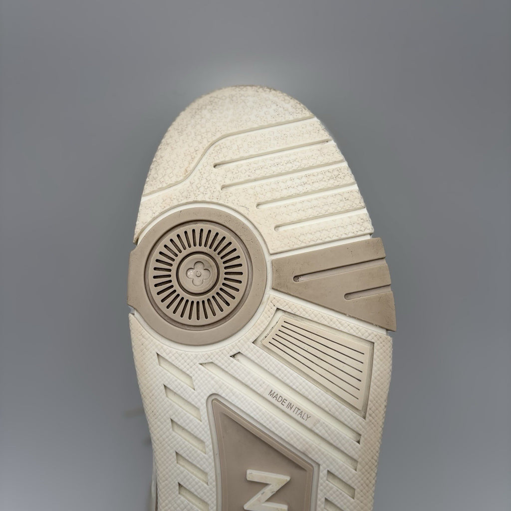Size 10.5 LV (11.5-12 US) Louis Vuitton Skate ' White ' | GOOD CONDITION!