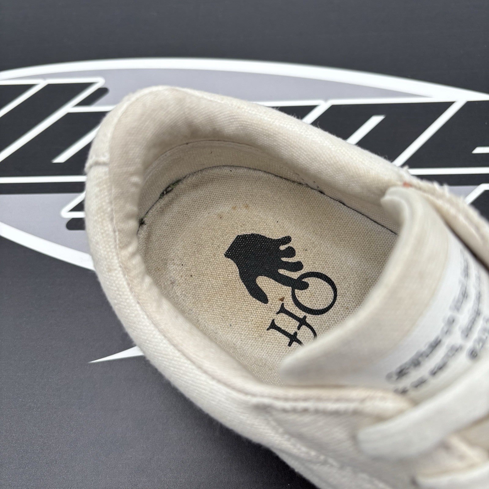 Size 40 (7 US) - Off-White Vulc Sneaker ' White ' | GOOD CONDITION!