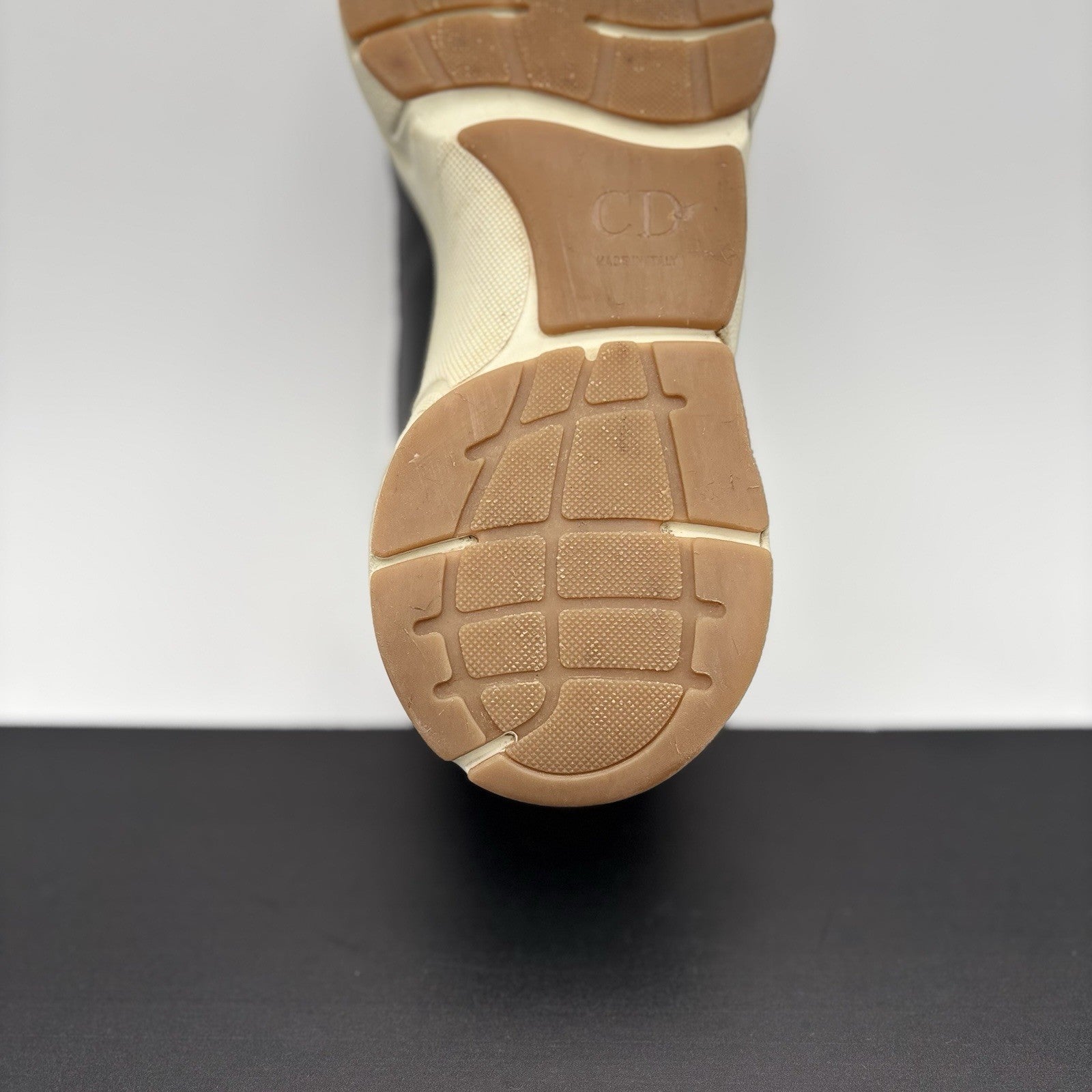 Size 40 (US 7) - Dior B22 Sneaker ‘ Coffee/Violet ‘ | GREAT CONDITION!