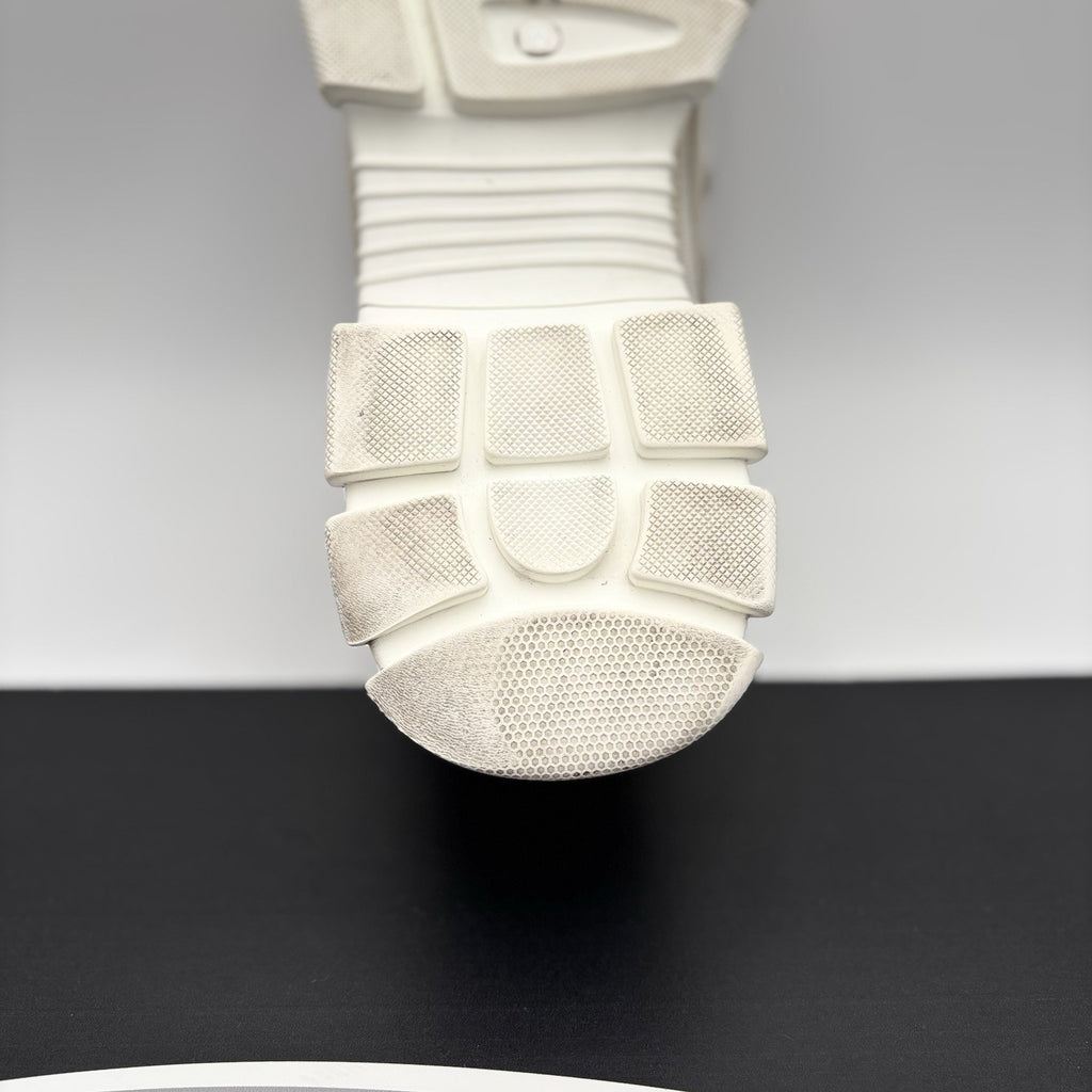 Size 12G (12.5 US) - Gucci Flashtrek SEGA ' White, Beige ' | GREAT CONDITION!