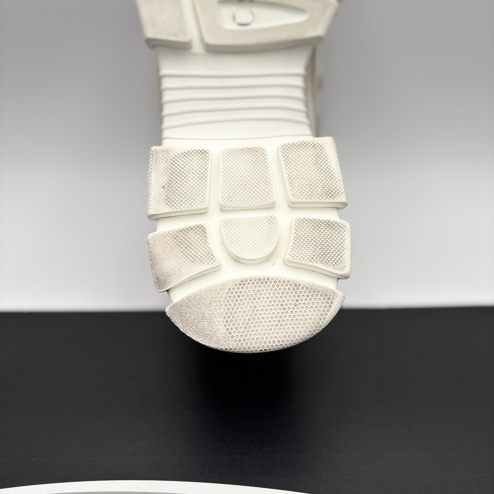 Size 12G (12.5 US) - Gucci Flashtrek SEGA ' White, Beige ' | GREAT CONDITION!