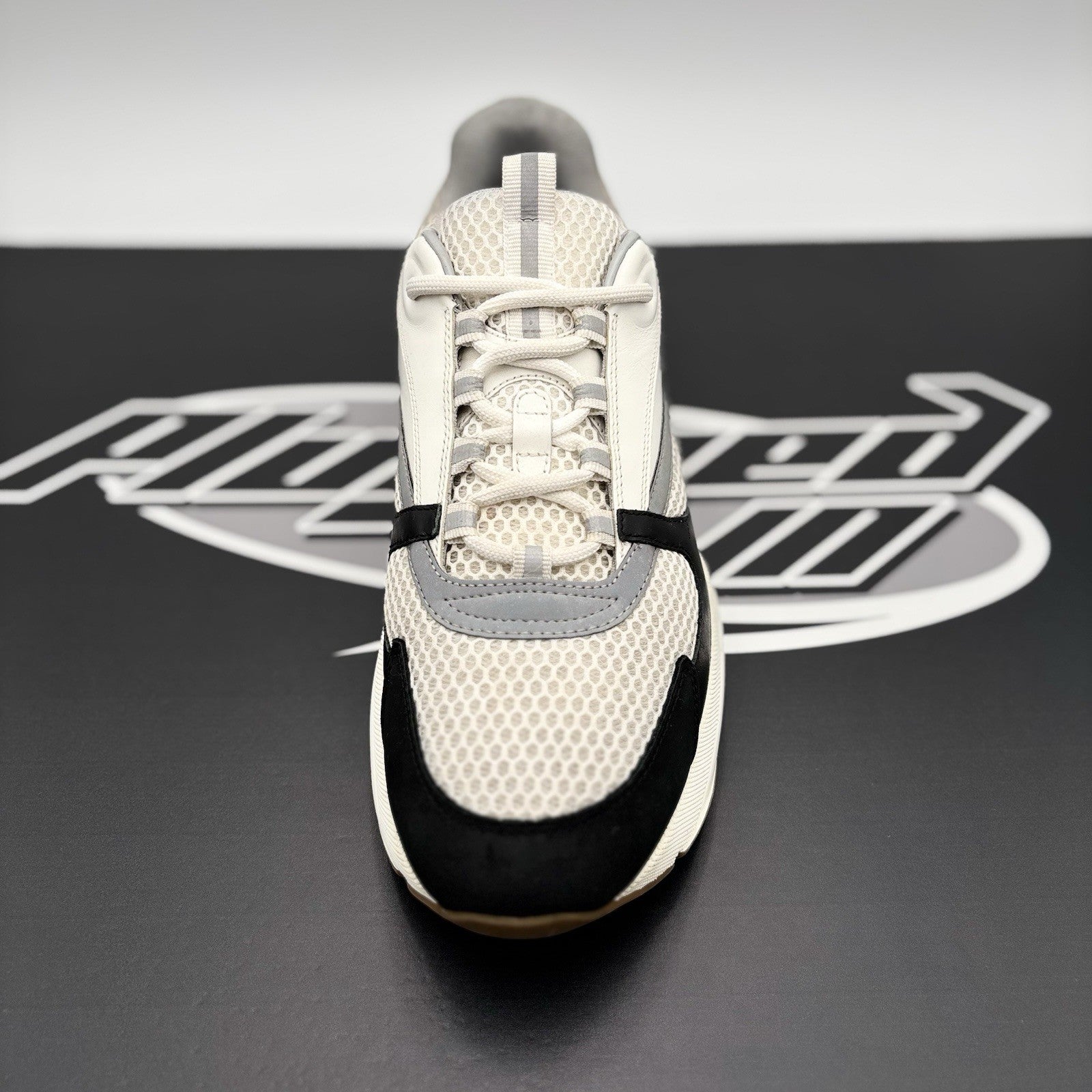 Size 44 (11 US) - Dior B22 Sneaker ' White Black ' | GOOD CONDITION!