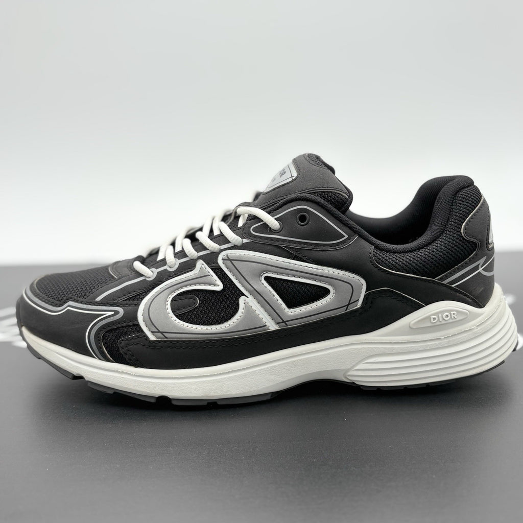 Size 44 (11 US) - Dior B30 ' Black White ' | GOOD CONDITION!