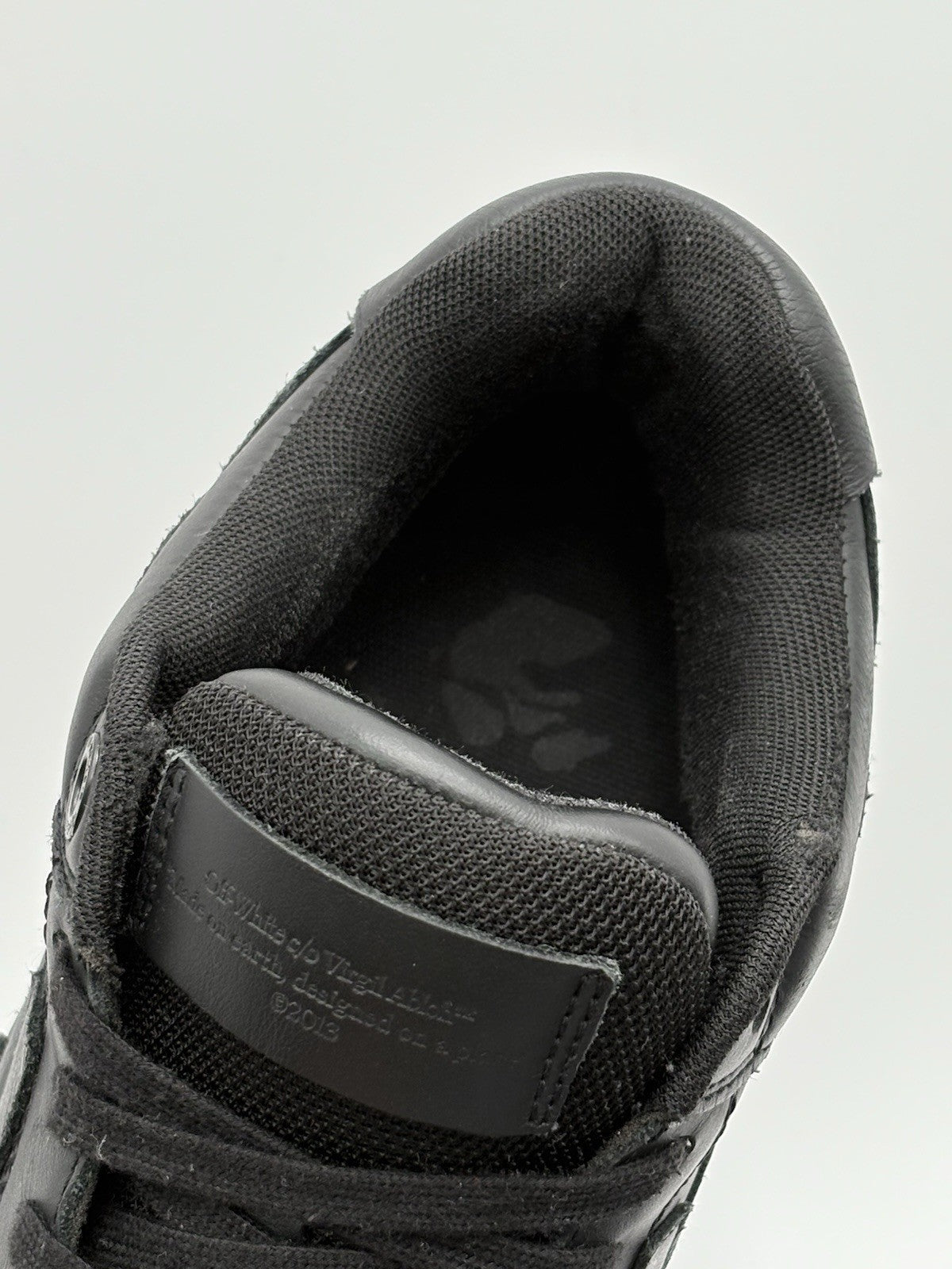 Size 43 (10 US) Off-White Out of Office ' Black ' | GREAT CONDITION!