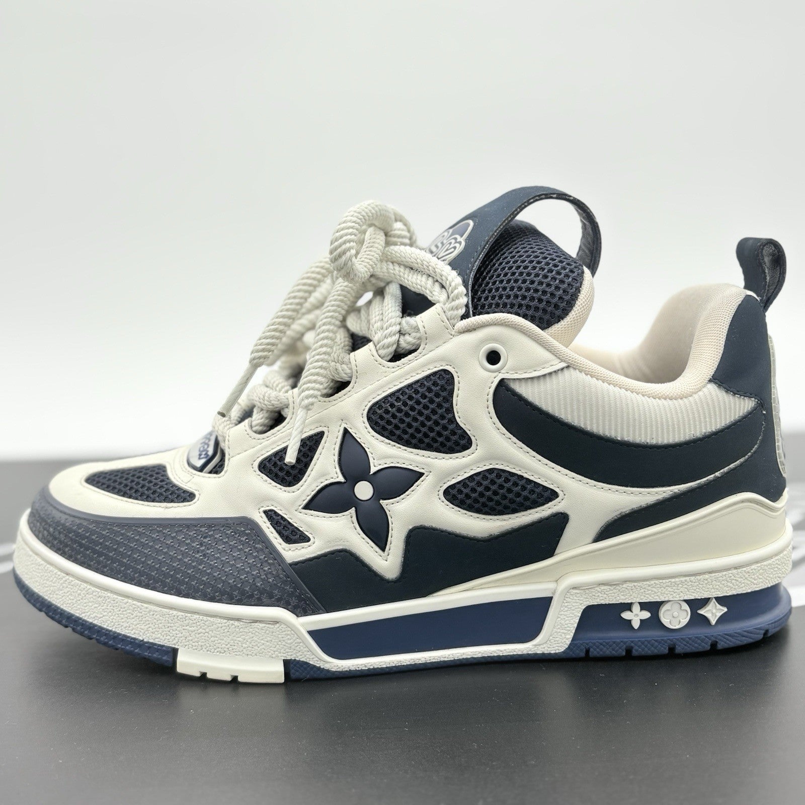 Size 8 LV (9-9.5 US) - Louis Vuitton Skate ' Marine ' | GOOD CONDITION