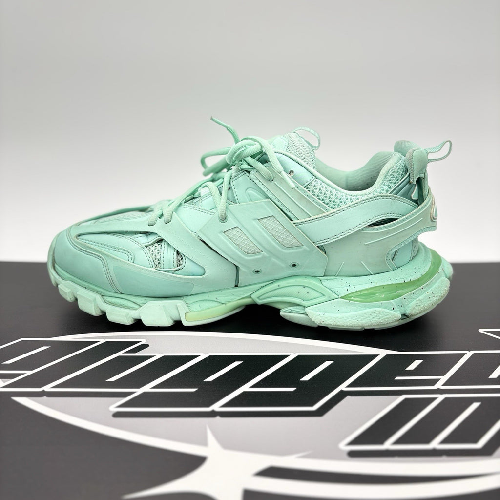 Size 44 (11 US) - Balenciaga Track ' Mint ' | GREAT CONDITION!