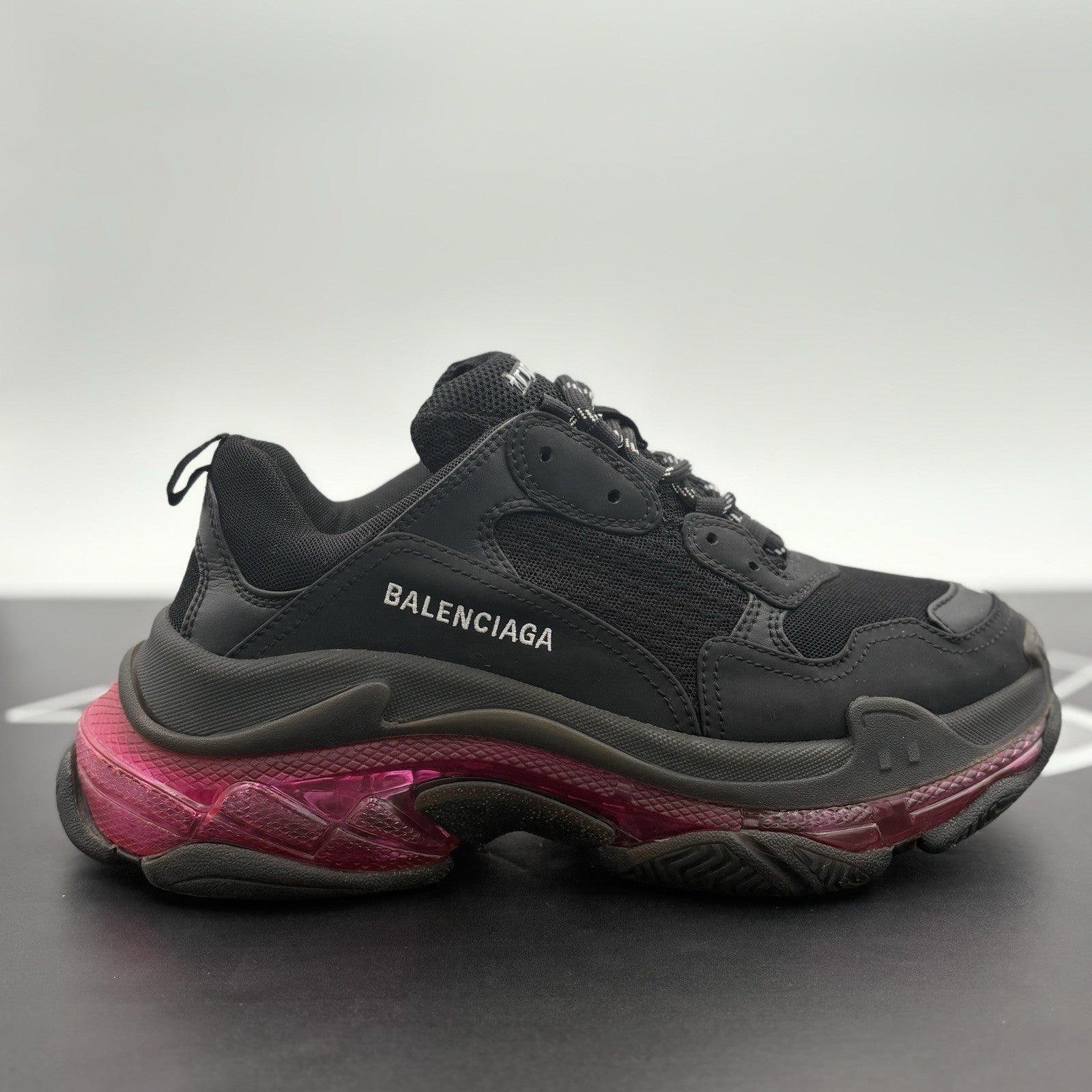 Size 41 - Balenciaga Triple S Clear Sole ' Black Neon Pink ' | GREAT CONDITION!