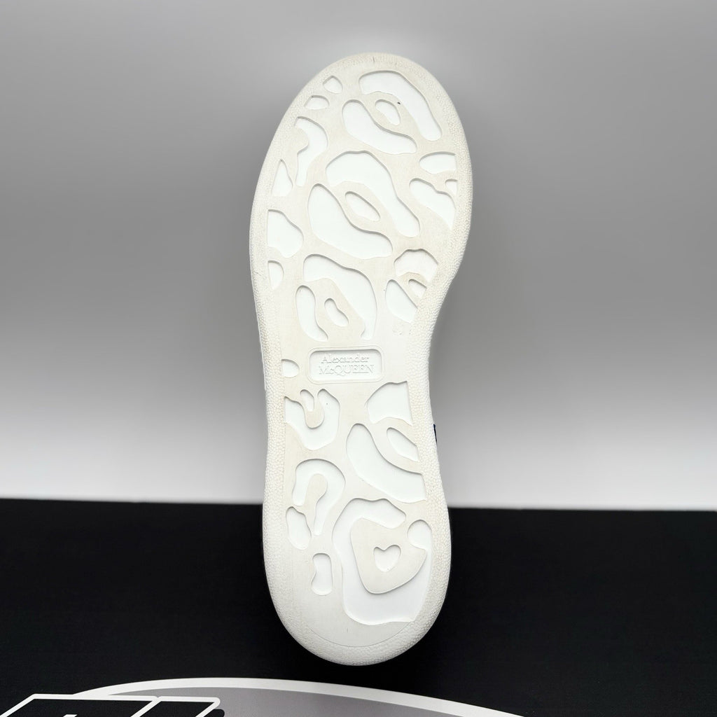 Size 41 (8 US) - Alexander McQueen Oversized ' White, Blue ' | GREAT CONDITION!