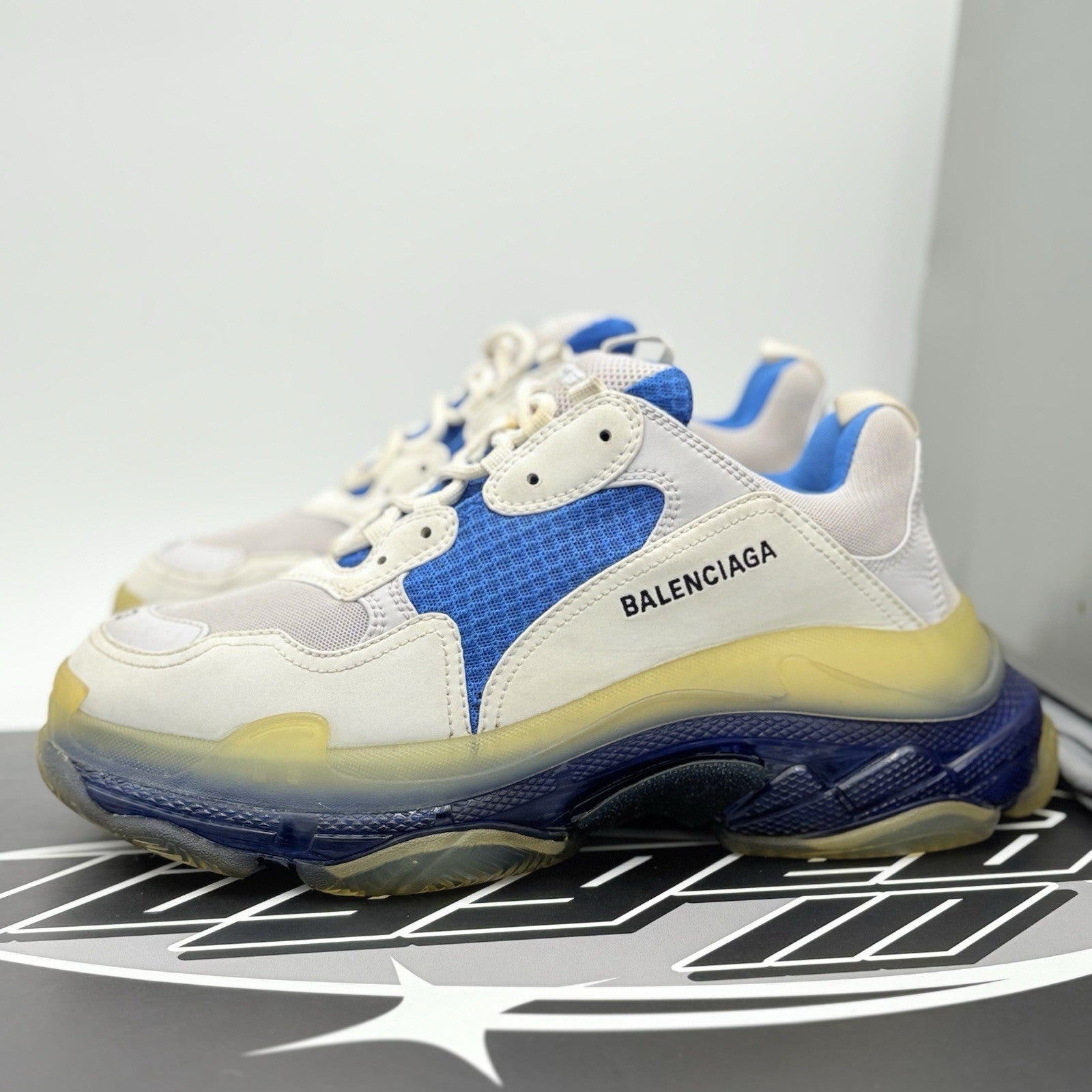 Size 43 (10 US) Balenciaga Triple S Clear Sole ' White Blue ' | GREAT CONDITION!