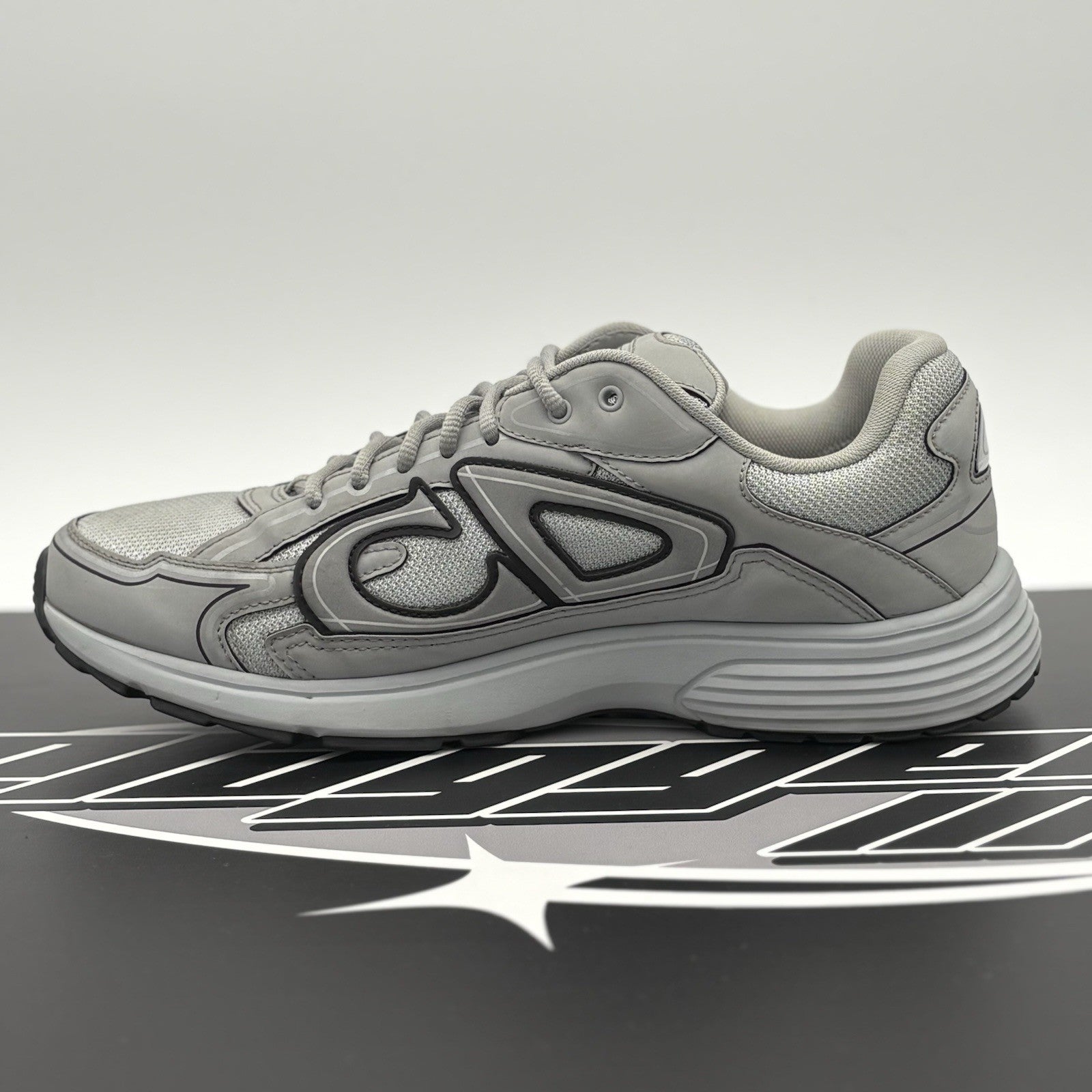 Size 43 (10 US) - Dior B30 Reflective Sneaker ' Gray ' | GREAT CONDITION!