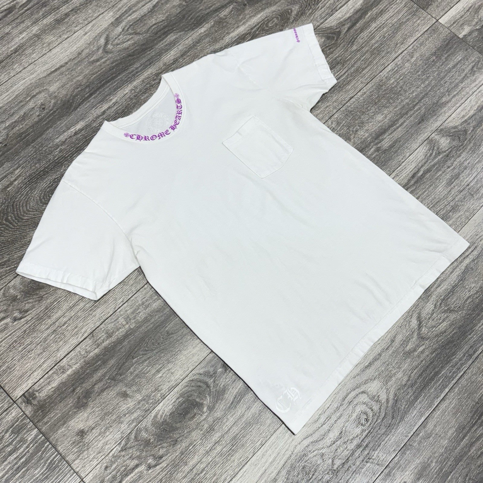 Size XL - Chrome Hearts Collar Print T-Shirt ' White Purple ' | WORN 1-3x