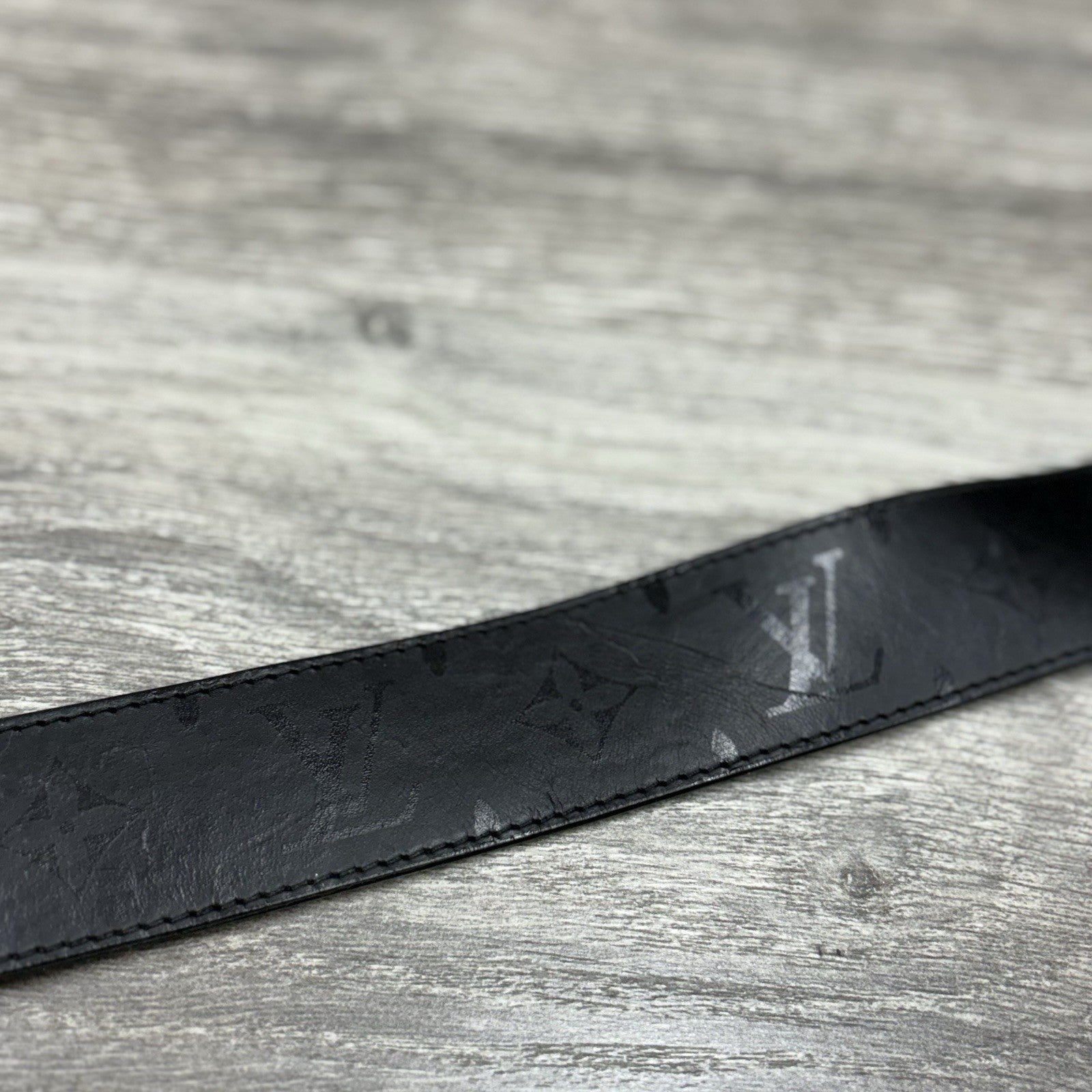 Louis Vuitton LV Initials Belt ' Black ' | GOOD CONDITION!