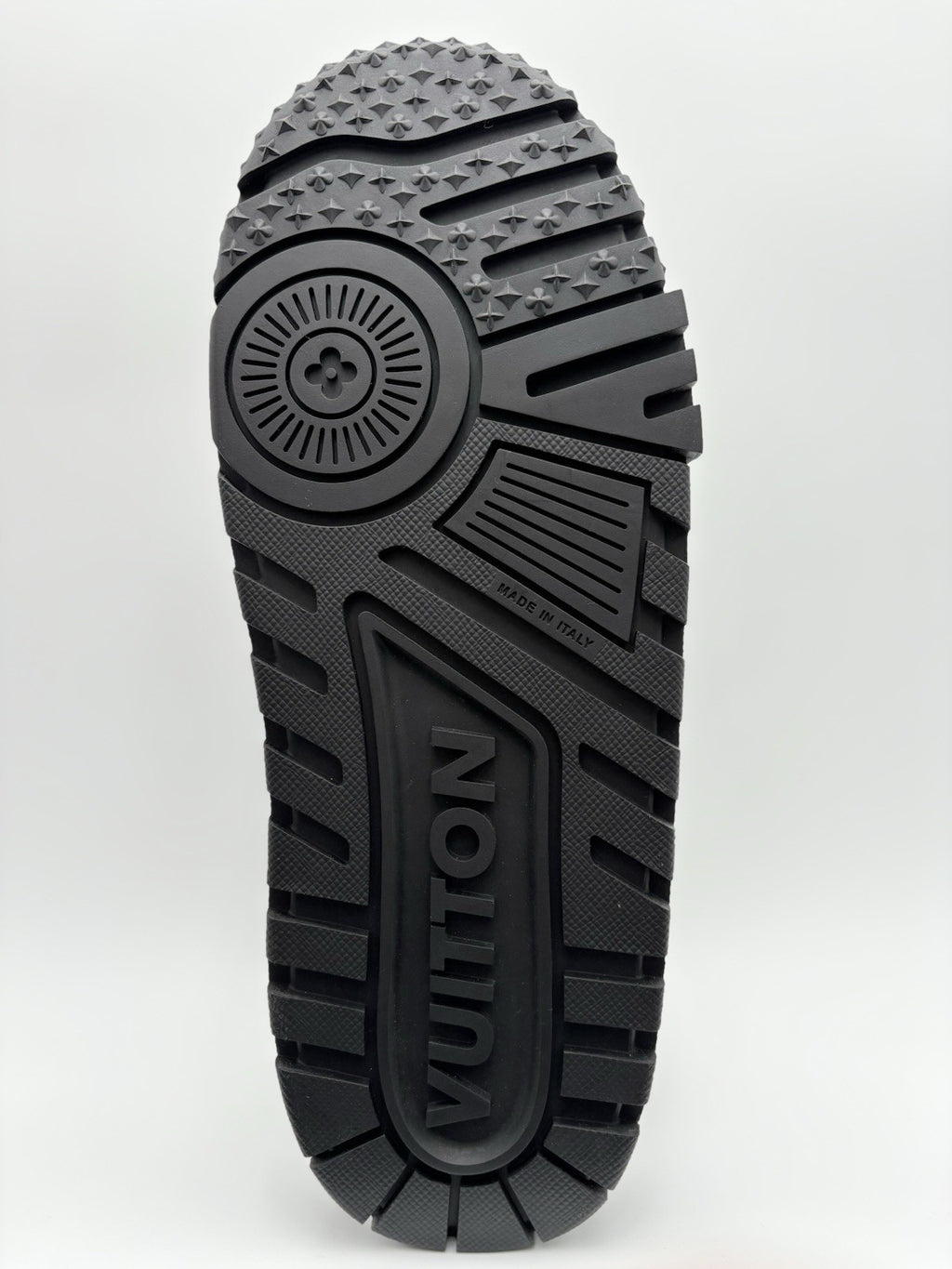 Size 10.5 LV (11.5-12 US) - Louis Vuitton Maxi ' Black White ' | ONLY TRIED ON!