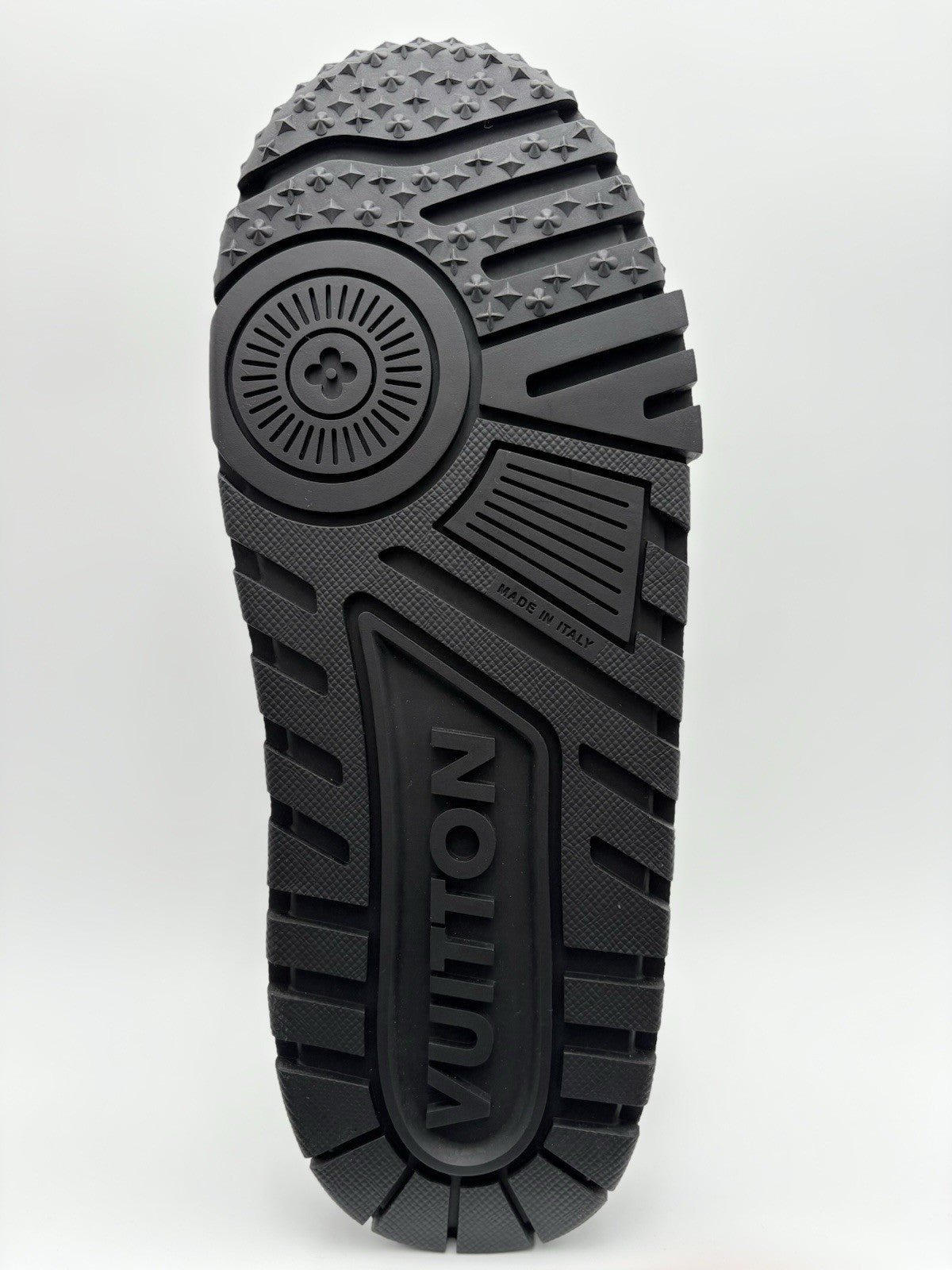 Size 10.5 LV (11.5-12 US) - Louis Vuitton Maxi ' Black White ' | ONLY TRIED ON!