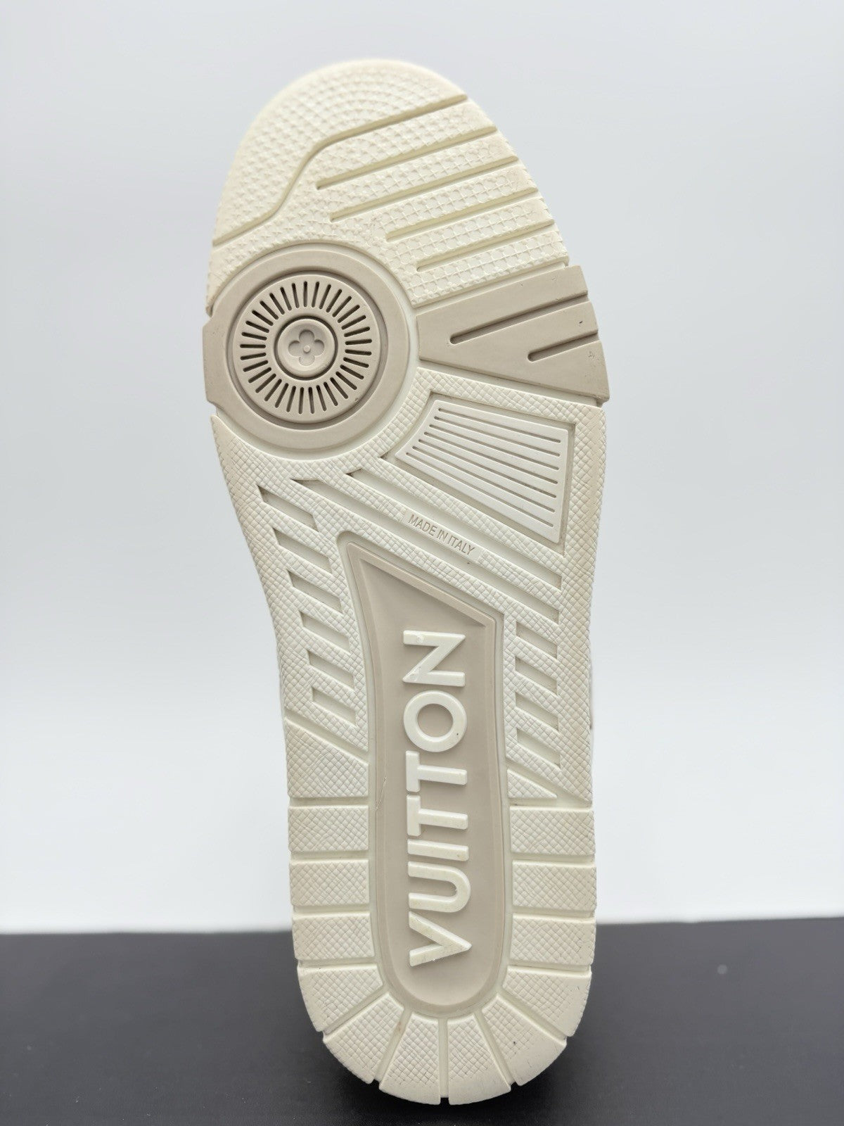 Size 7 LV (8-8.5 US) Louis Vuitton Skate ' Beige White ' | GREAT CONDITION!