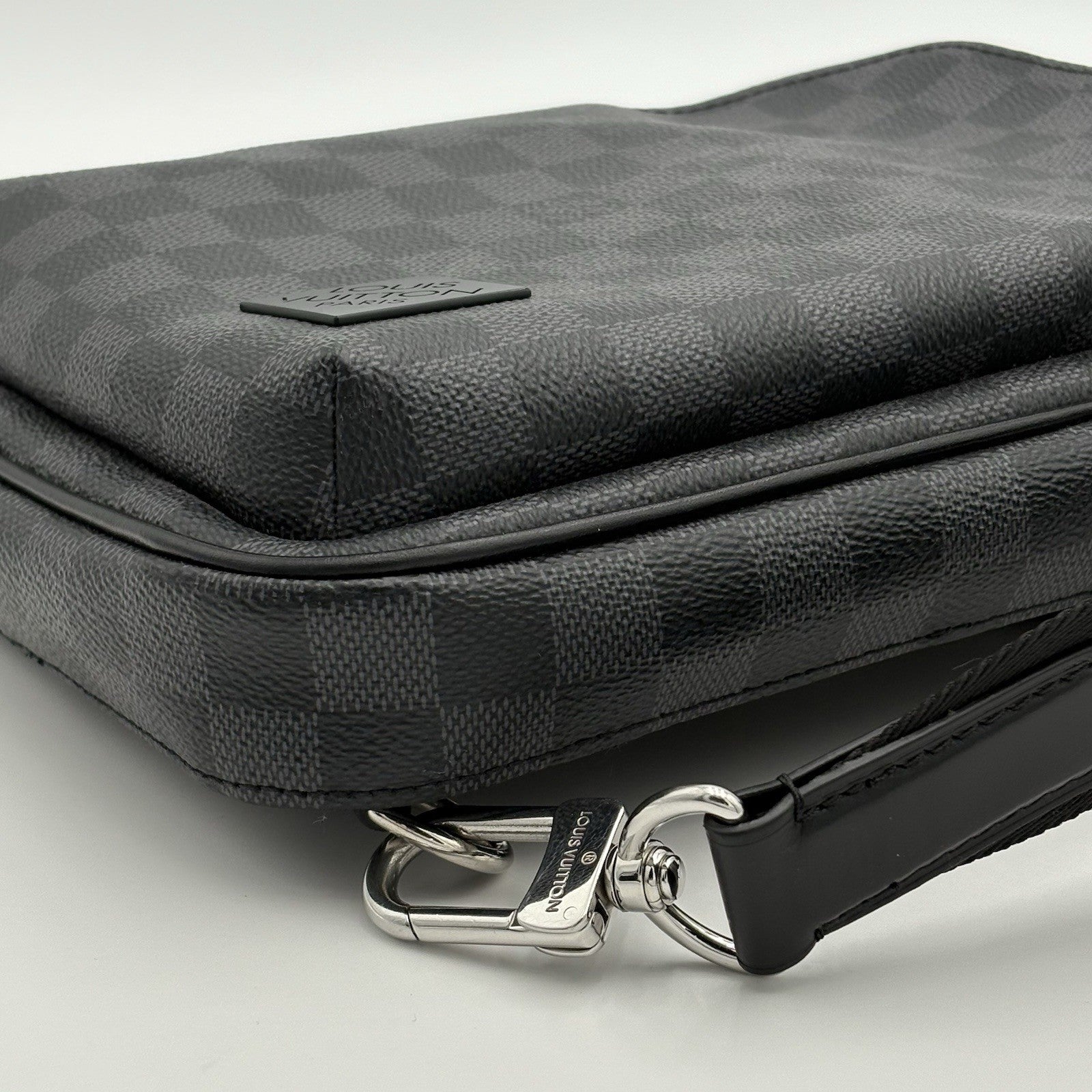 Louis Vuitton Sling Bag Damier Graphite Canvas ' Black ' | SUPER CLEAN!