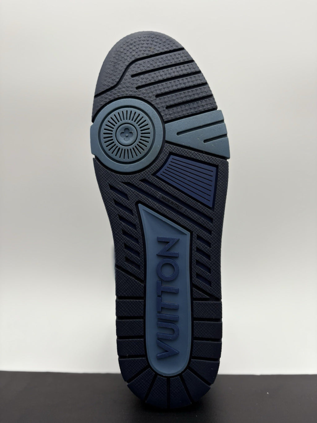 Size 11 LV (12-12.5 US) Louis Vuitton Trainer ' Monogram Navy ' | GREAT COND!