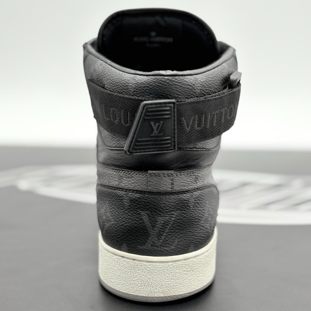 Size 7 LV (8-8.5 US) Louis Vuitton Eclipse Rivoli ' Black ' | SUPER CLEAN!