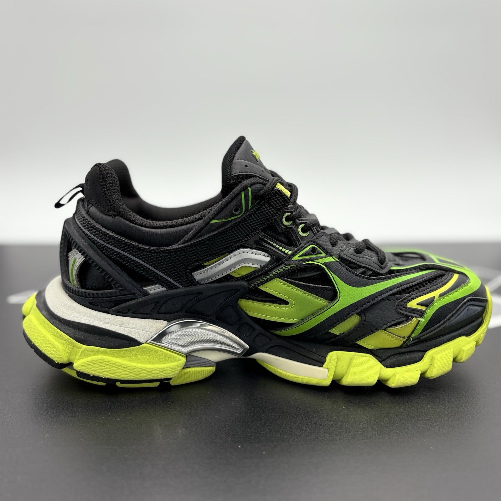 Size 40 (7 US) - Balenciaga Track 2 Trainer ' Black Yellow Green ' | GREAT COND!