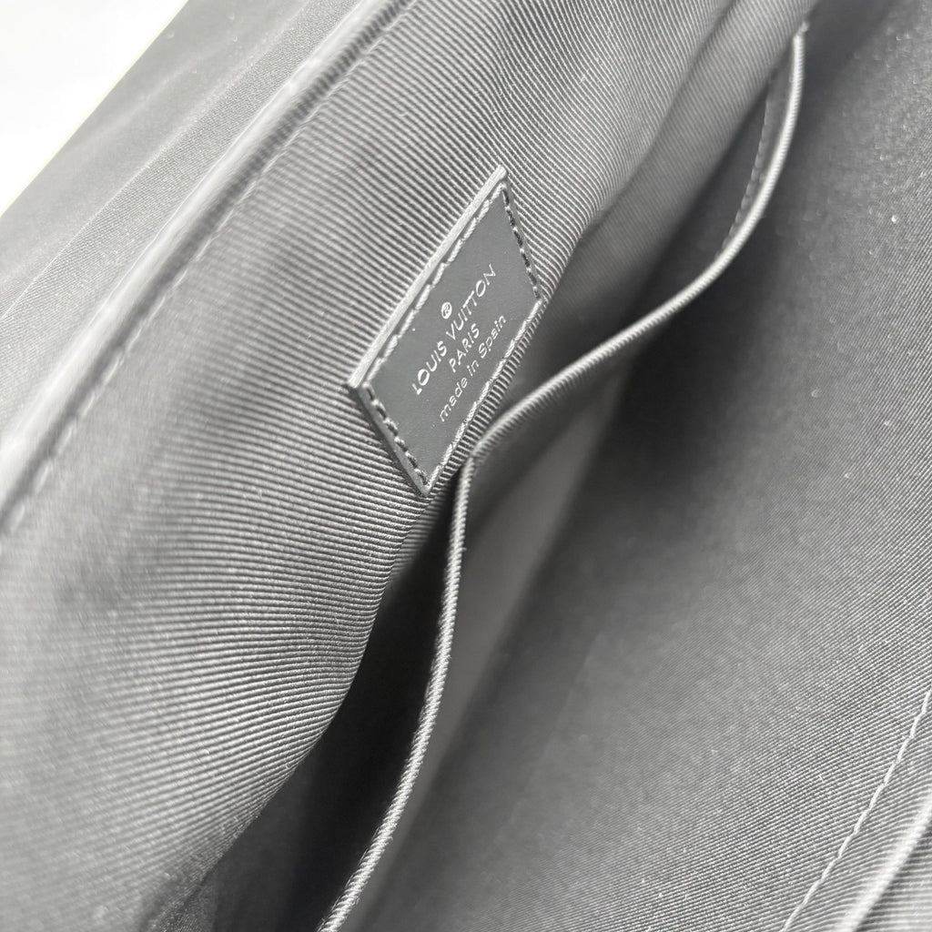 Louis Vuitton District Monogram Eclipse Messenger Bag ' Black ' | SUPER CLEAN!
