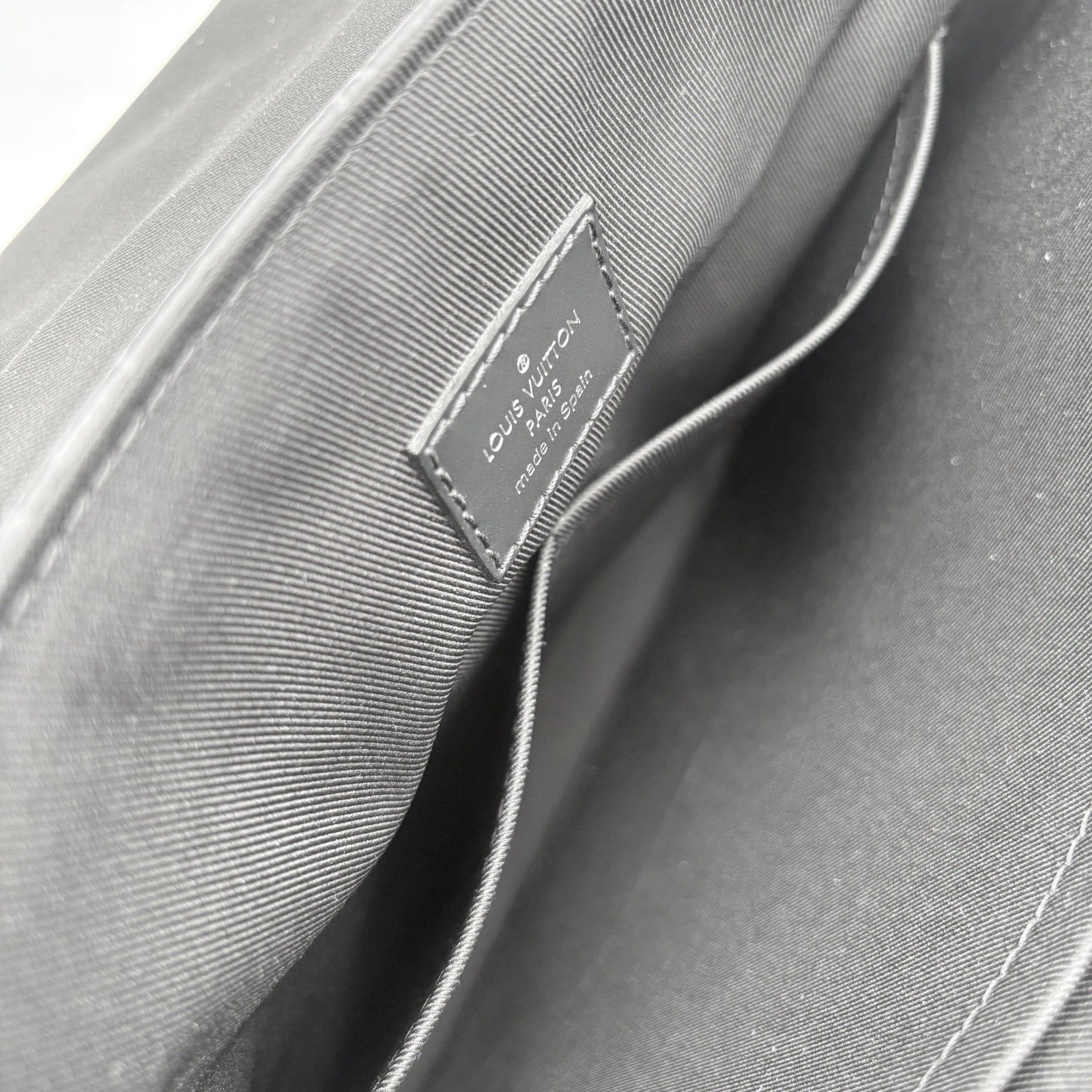 Louis Vuitton District Monogram Eclipse Messenger Bag ' Black ' | SUPER CLEAN!
