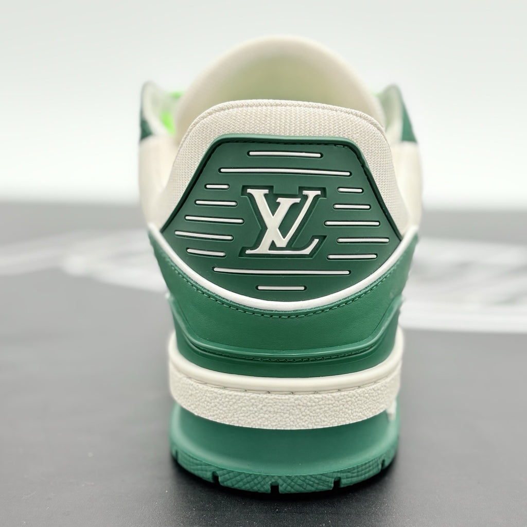 Size 7 LV (8-8.5 US) Louis Vuitton LV Trainer ' Green ' | EXCELLENT!
