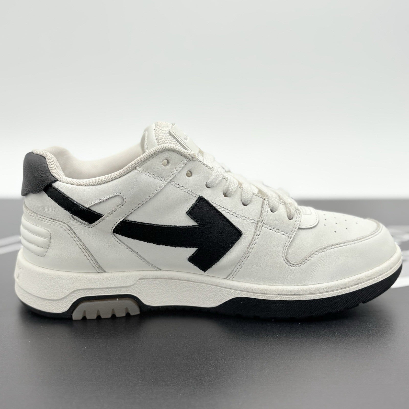 Size 40 (7 US) Off-White Out of Office ' White Black ' | GOOD COND!
