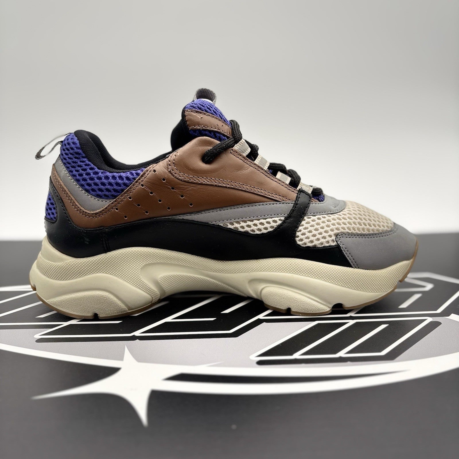 Size 40 (US 7) - Dior B22 Sneaker ‘ Coffee/Violet ‘ | GREAT CONDITION!