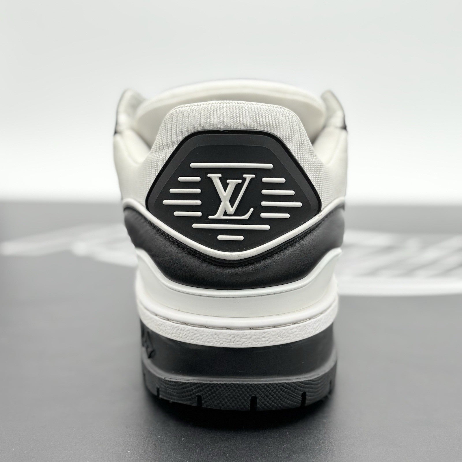 Size 10 LV (11-11.5 US) - Louis Vuitton Maxi ' Black White ' | GREAT CONDITION!