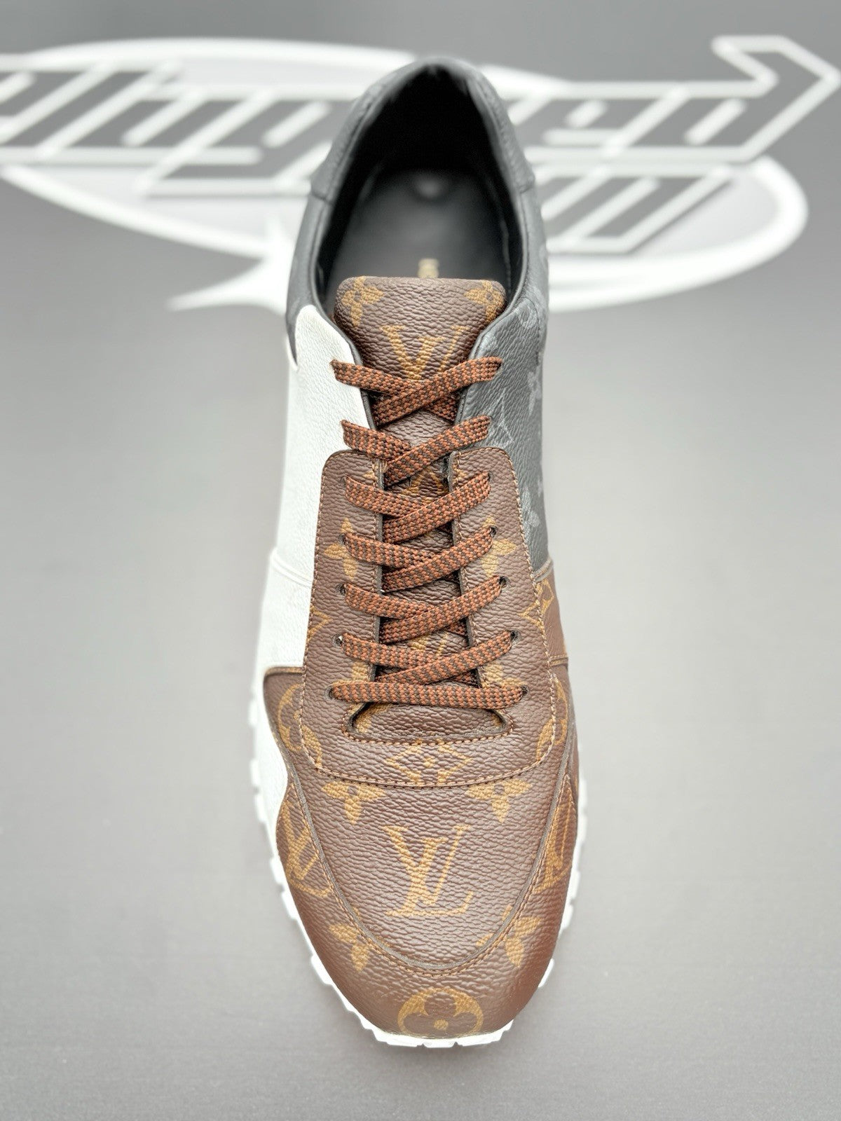 Size 8.5 LV (9.5-10 US) Louis Vuitton Run Away Sneaker ' Tri-Color ' | CLEAN!