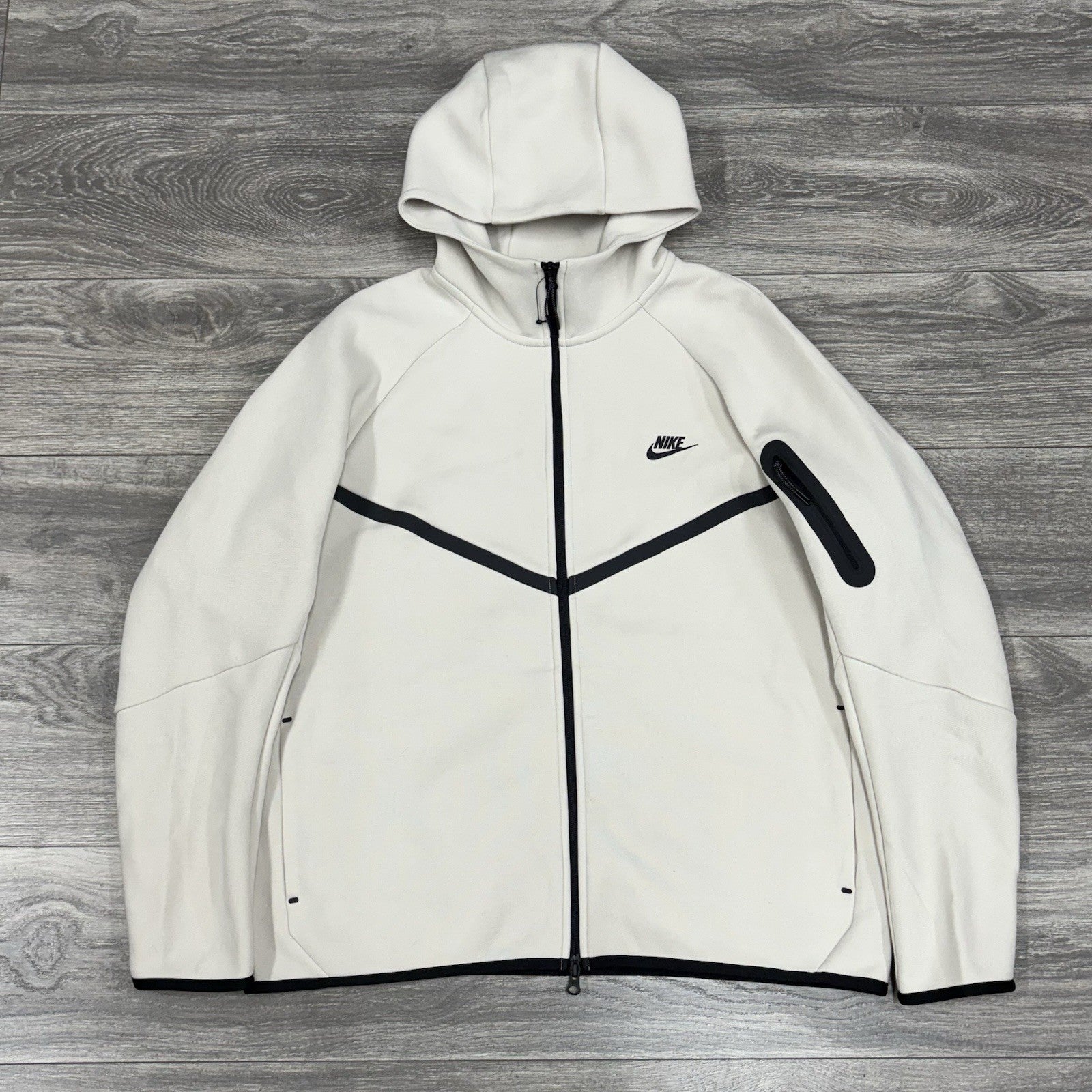 Size XL - Nike Tech Fleece Full-Zip Windrunner Zip Up ' Orewood ' | NEW!