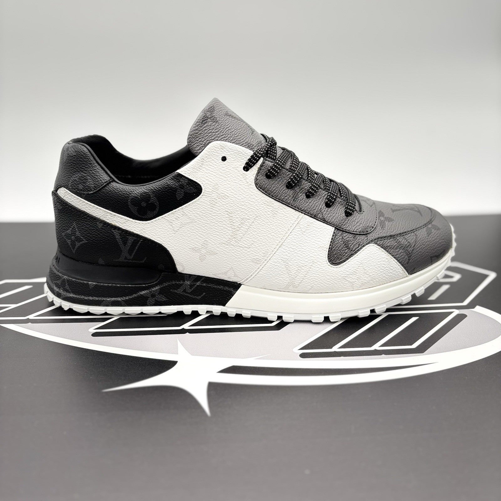 Size 8.5 LV (9.5-10 US) Louis Vuitton Run Away  ' Grey Tri-Color ' | EXCELLENT!