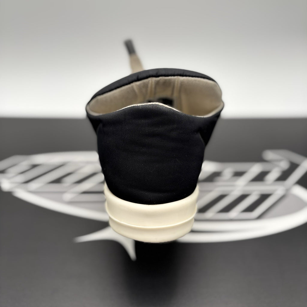 Size 42 (9 US) Rick Owens DRKSHDW Hollywood Jumbo Lace Puffer Low ' Black Milk '