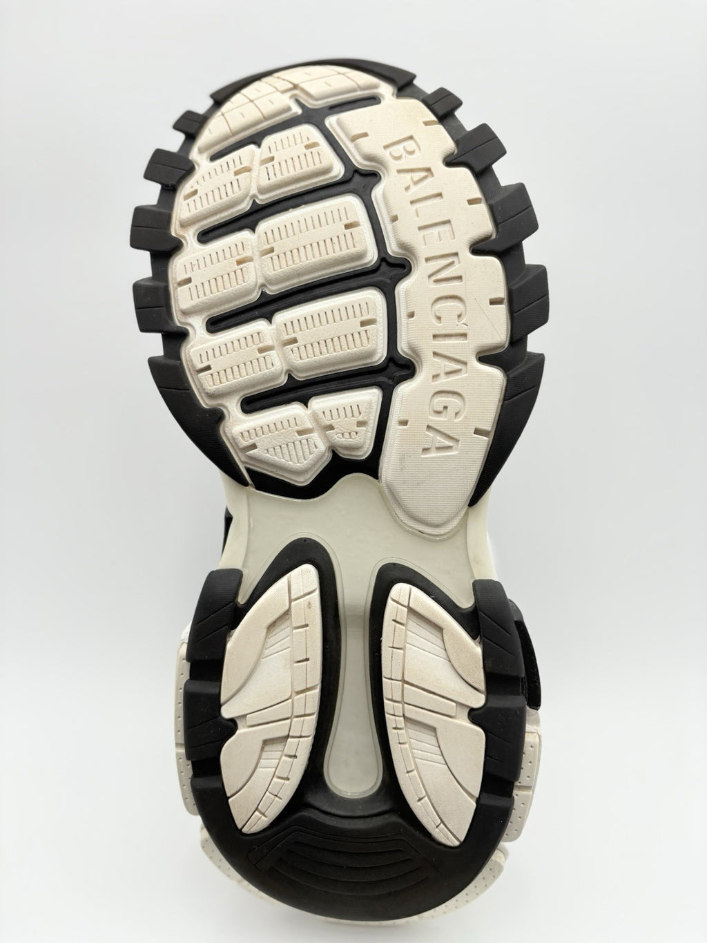 Size 42 (9 US) - Balenciaga Track Sneaker ' White Black ' | SUPER CLEAN!